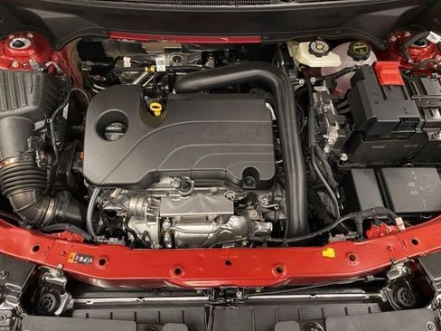 New 2026 Chevrolet Equinox LT w/ Convenience Package II AWD/4WD image 10