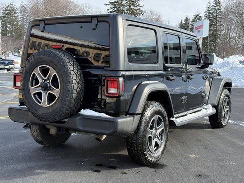 Used 2019 Jeep Wrangler Unlimited Sport w/ Cold Weather Group image 8