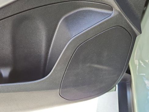 Used 2024 Chevrolet Trax RS w/ Driver Confidence Package FWD image 22