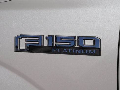 Used 2019 Ford F150 Platinum w/ Equipment Group 701A Luxury image 19