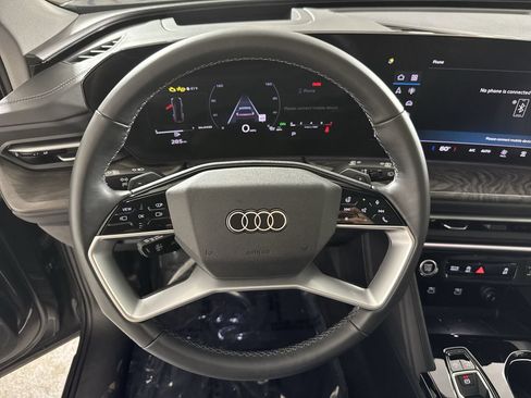 Used 2025 Audi Q5 Premium Plus w/ Premium Plus AWD/4WD image 13