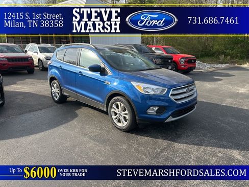 Used 2018 Ford Escape SE image 1