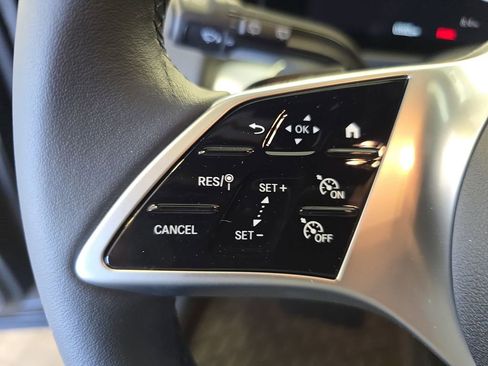 New 2026 Mercedes-Benz GLB 250 image 18