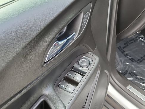 Used 2019 Chevrolet Equinox Premier FWD image 7