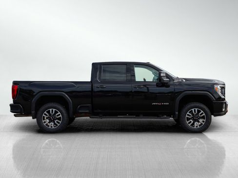 Used 2023 GMC Sierra 3500 AT4 w/ AT4 Preferred Package AWD/4WD image 6