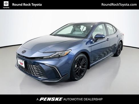 Certified 2026 Toyota Camry SE w/ Convenience Package FWD image 1