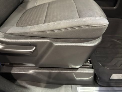Used 2021 GMC Sierra 1500 Elevation w/ Preferred Package AWD/4WD image 13