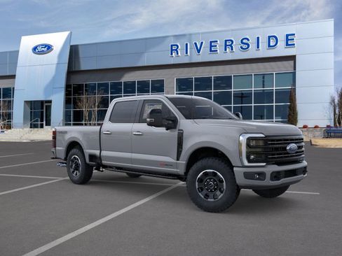 New 2026 Ford F250 Platinum w/ Tremor Off-Road Package image 7