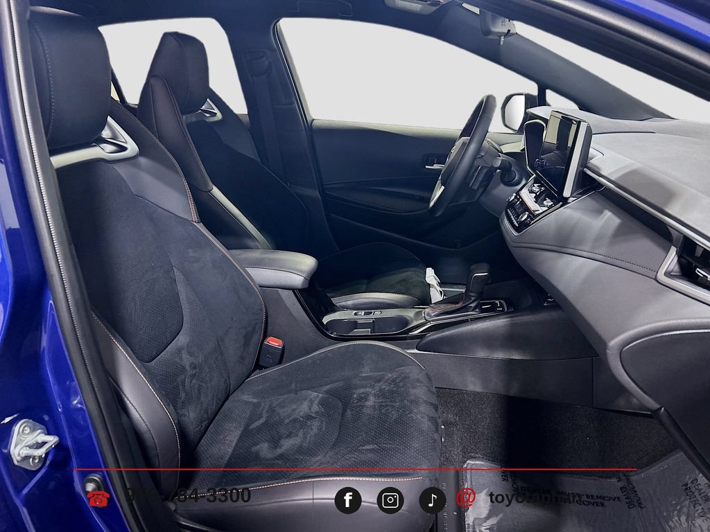 Used 2026 Toyota Corolla SE FWD image 25