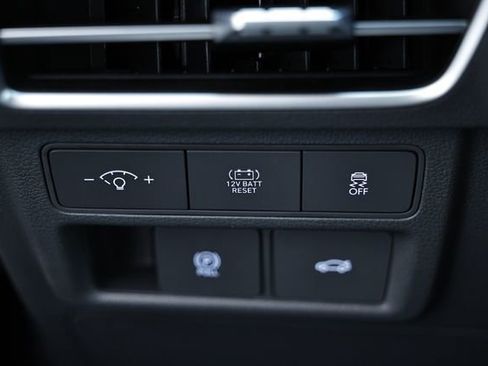 Certified 2025 Hyundai Sonata SEL image 16