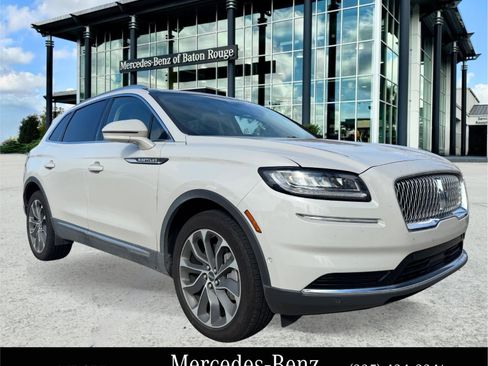Used 2022 Lincoln Nautilus Reserve w/ Equipment Group 201A image 1