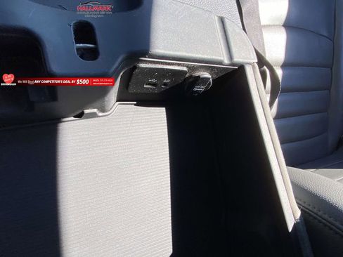 Used 2014 RAM 3500 Tradesman image 17