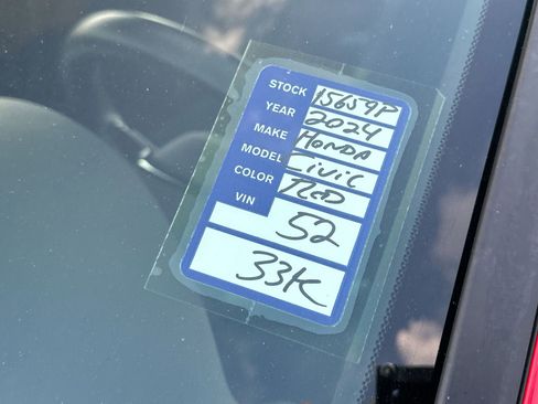 Used 2024 Honda Civic Sport image 25