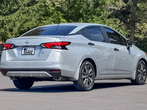 Used 2024 Nissan Versa S w/ S Plus Package FWD image 4