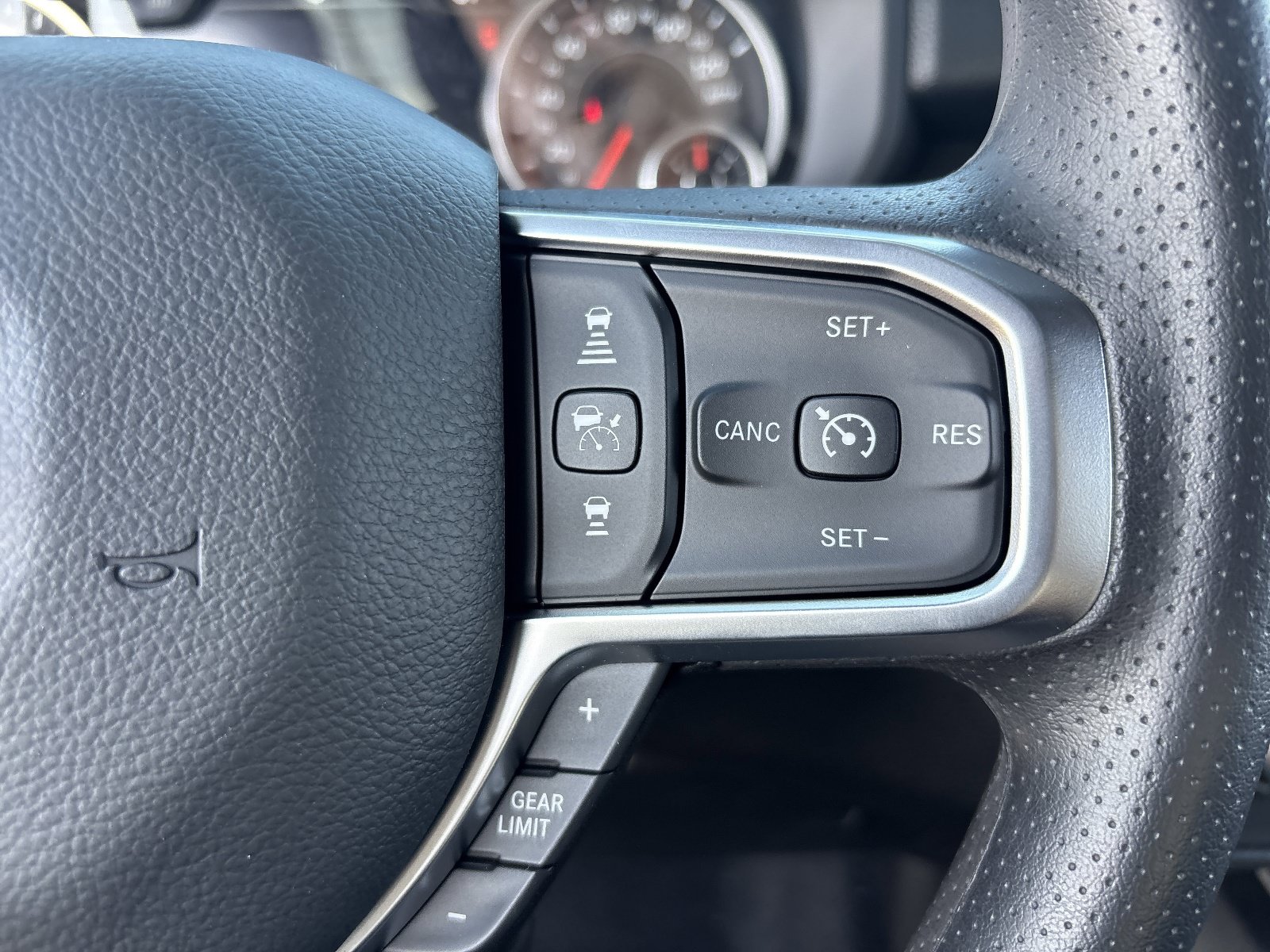 New 2026 RAM 1500 Express AWD/4WD image 27