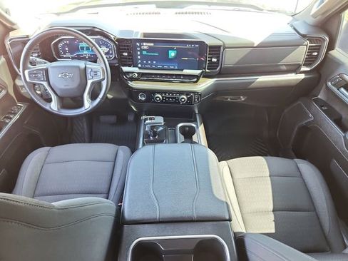 Used 2023 Chevrolet Silverado 1500 RST AWD/4WD image 12
