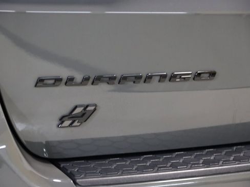 Used 2022 Dodge Durango GT image 11