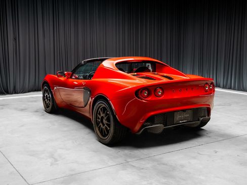 Used 2006 Lotus Elise RWD image 6