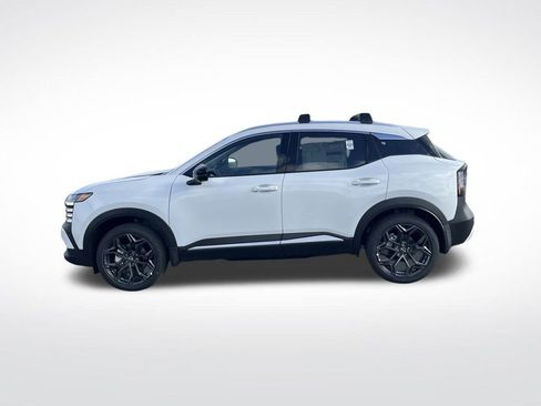 New 2026 Nissan Kicks SR w/ SR Premium Package image 2