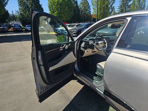 New 2026 Genesis GV80 3.5T e-SC AWD/4WD image 20