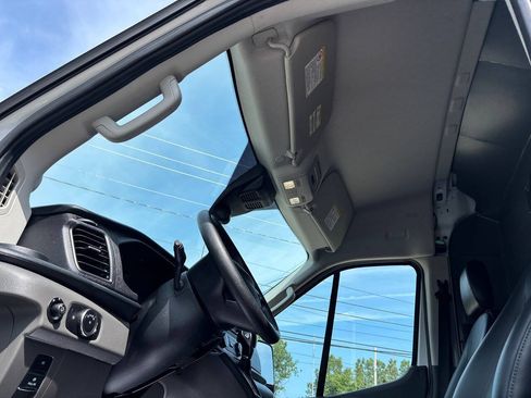 Used 2024 Ford Transit 250 148 Medium Roof w/ Exterior Upgrade Package RWD image 13