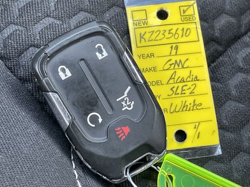 Used 2019 GMC Acadia SLE AWD/4WD image 39