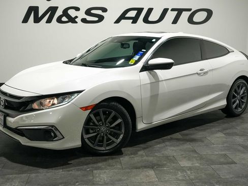 Used 2019 Honda Civic EX image 2