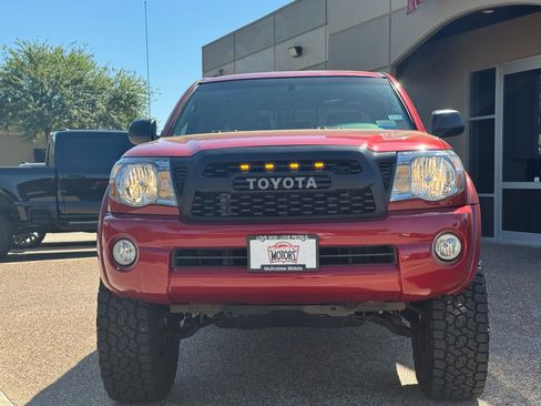 Used 2005 Toyota Tacoma Base V6 AWD/4WD image 5