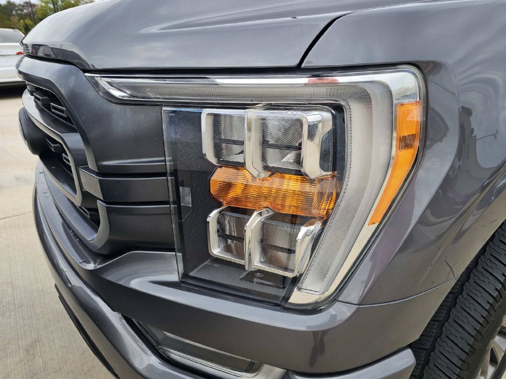 Used 2021 Ford F150 XLT w/ Equipment Group 302A High RWD image 7