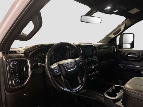 Used 2023 GMC Sierra 2500 AT4 image 9