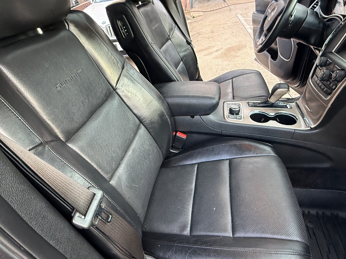 Used 2016 Jeep Grand Cherokee Summit AWD/4WD image 20