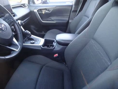 Used 2024 Toyota RAV4 SE w/ Weather & Moonroof Package image 7