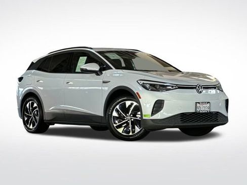 Used 2022 Volkswagen ID.4 Pro image 2