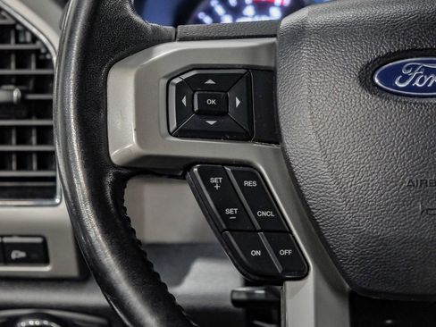 Used 2019 Ford F250 Lariat image 16