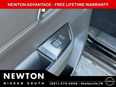 New 2026 Nissan Rogue Platinum AWD/4WD image 18