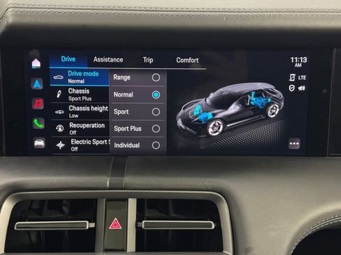 Used 2023 Porsche Taycan GTS image 27