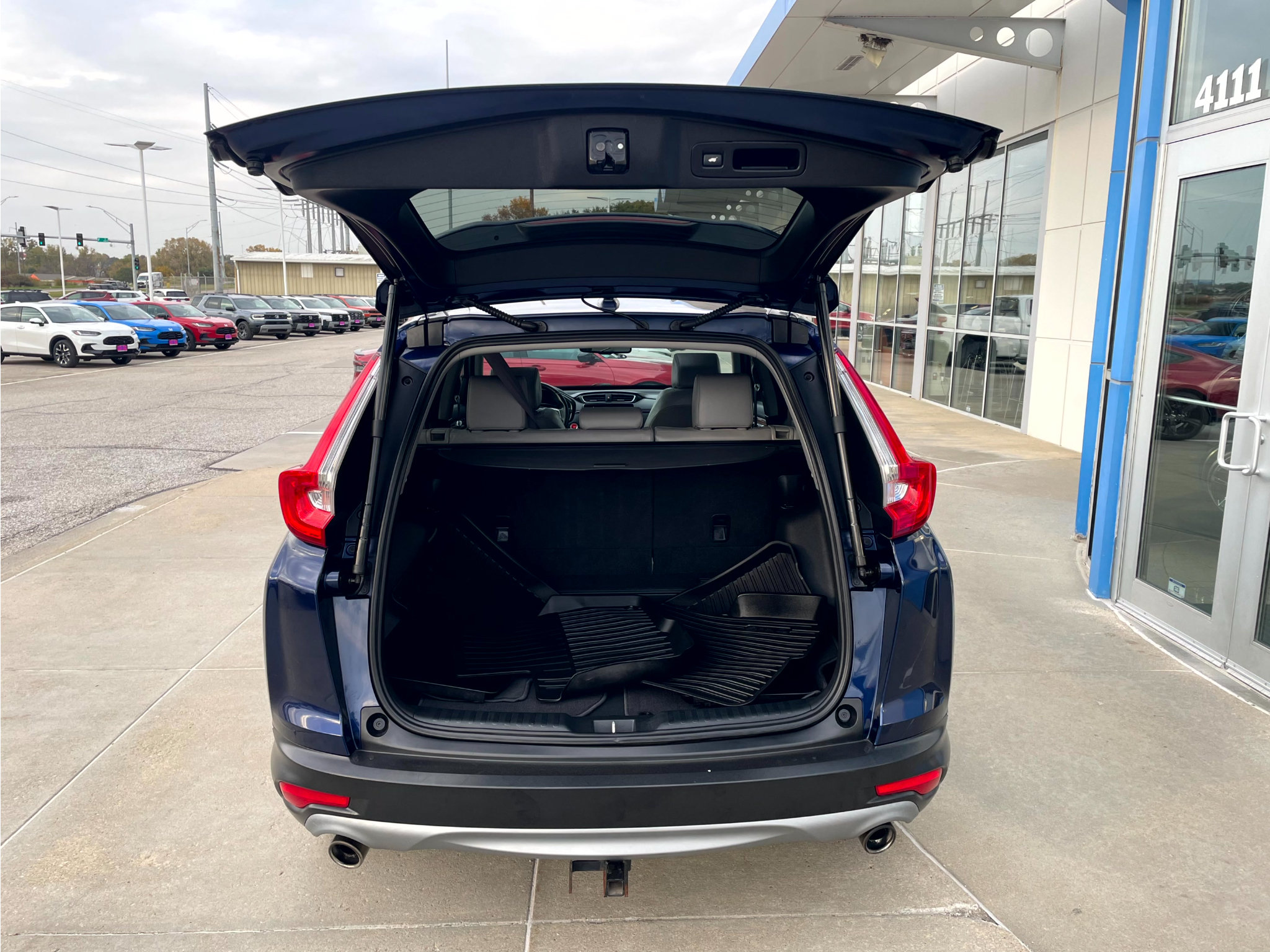 Used 2018 Honda CR-V Touring image 8