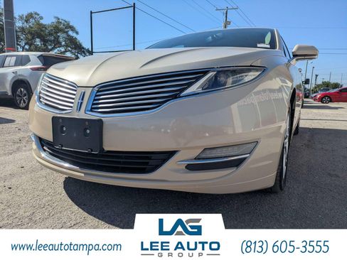Used 2014 Lincoln MKZ Hybrid w/ Equipment Group 201A Select FWD image 7