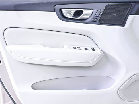 Certified 2024 Volvo XC60 B5 Ultimate AWD/4WD image 8