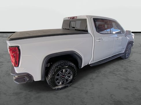 Used 2024 GMC Sierra 1500 AT4X image 14