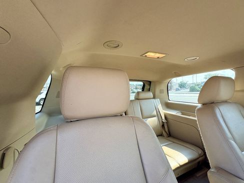 Used 2014 Cadillac Escalade Luxury AWD/4WD image 29