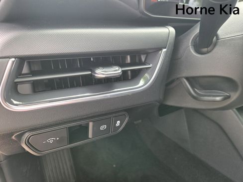 New 2025 Kia K4 EX image 17