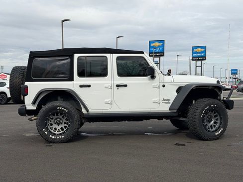 Used 2019 Jeep Wrangler Unlimited Sport S image 7
