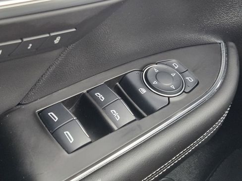 Used 2024 Buick Envision Avenir image 27