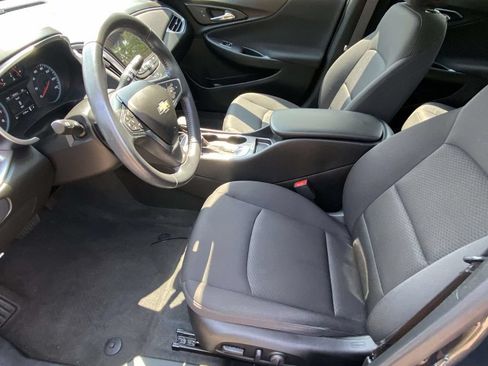 Used 2021 Chevrolet Malibu RS FWD image 17