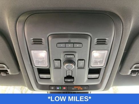 Used 2024 Chevrolet Tahoe High Country w/ LPO, Illumination Package AWD/4WD image 19