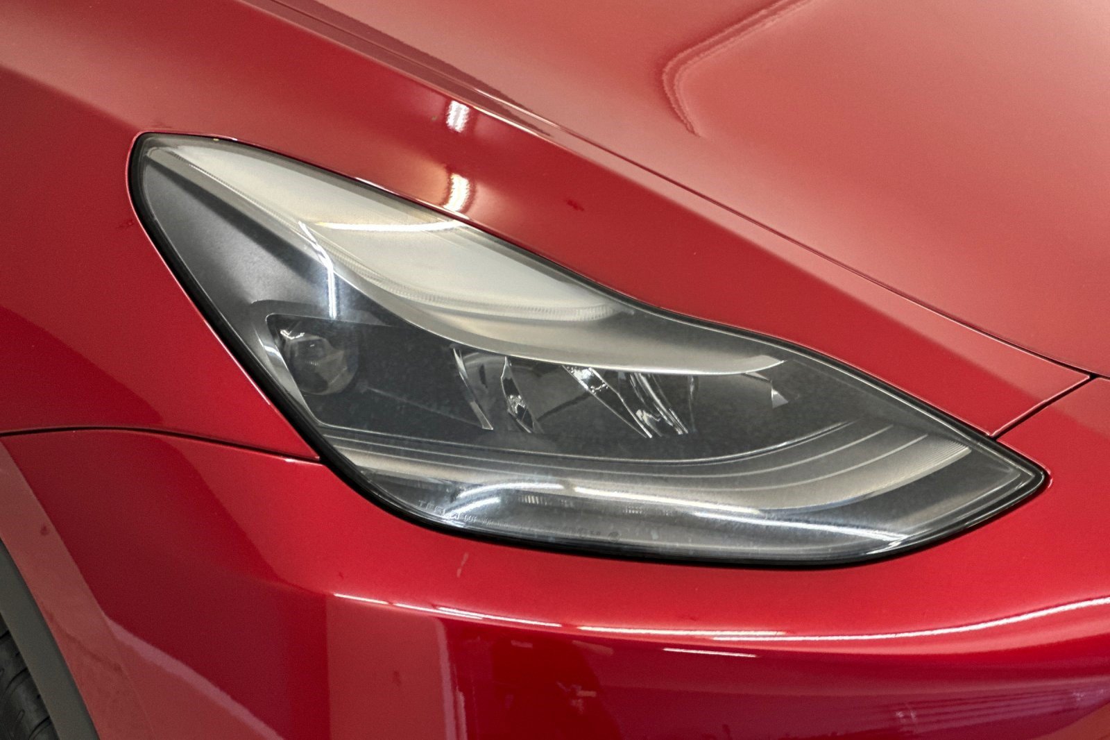 Used 2024 Tesla Model Y Long Range AWD/4WD image 12