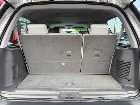 Used 2004 Lincoln Navigator Luxury image 10