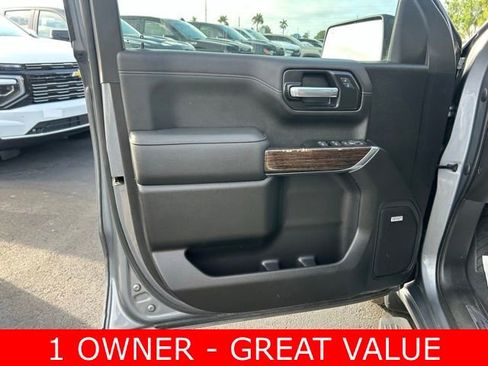 Used 2022 GMC Sierra 1500 Elevation w/ Preferred Package image 12
