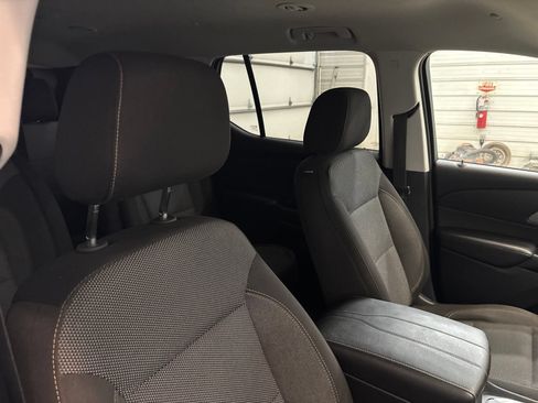 Used 2018 Chevrolet Traverse LT AWD/4WD image 27